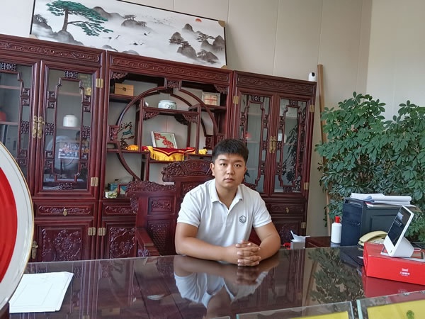 中国木门网专访鑫雅迪木门朱总